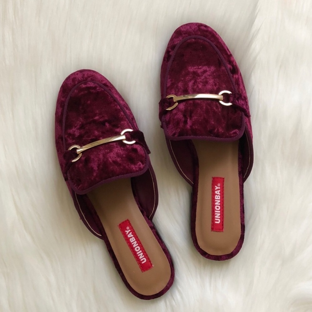 Velvet wine slides